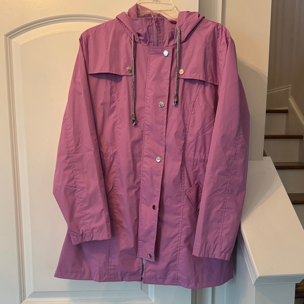 Women's Purple Hooded Rain Jacket Size Large Like New